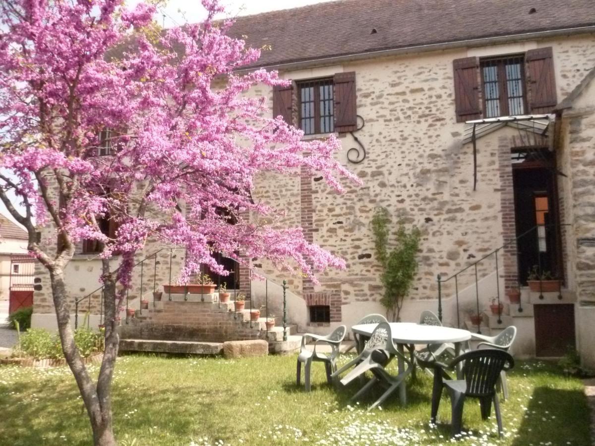 Hébergement de vacances L'école Buissonnière Cheu